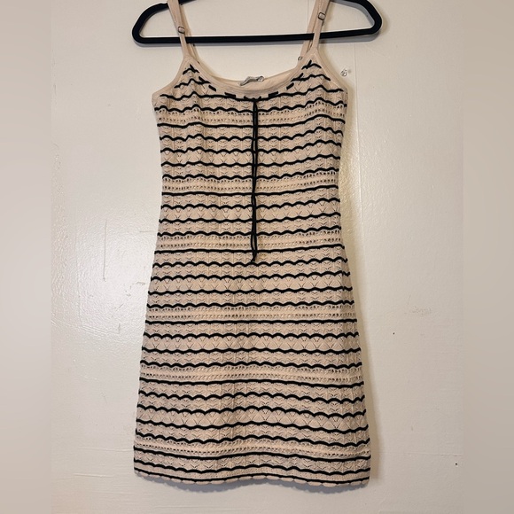 Hollister Lace Top with Cream and Black - Picture 1 of 2